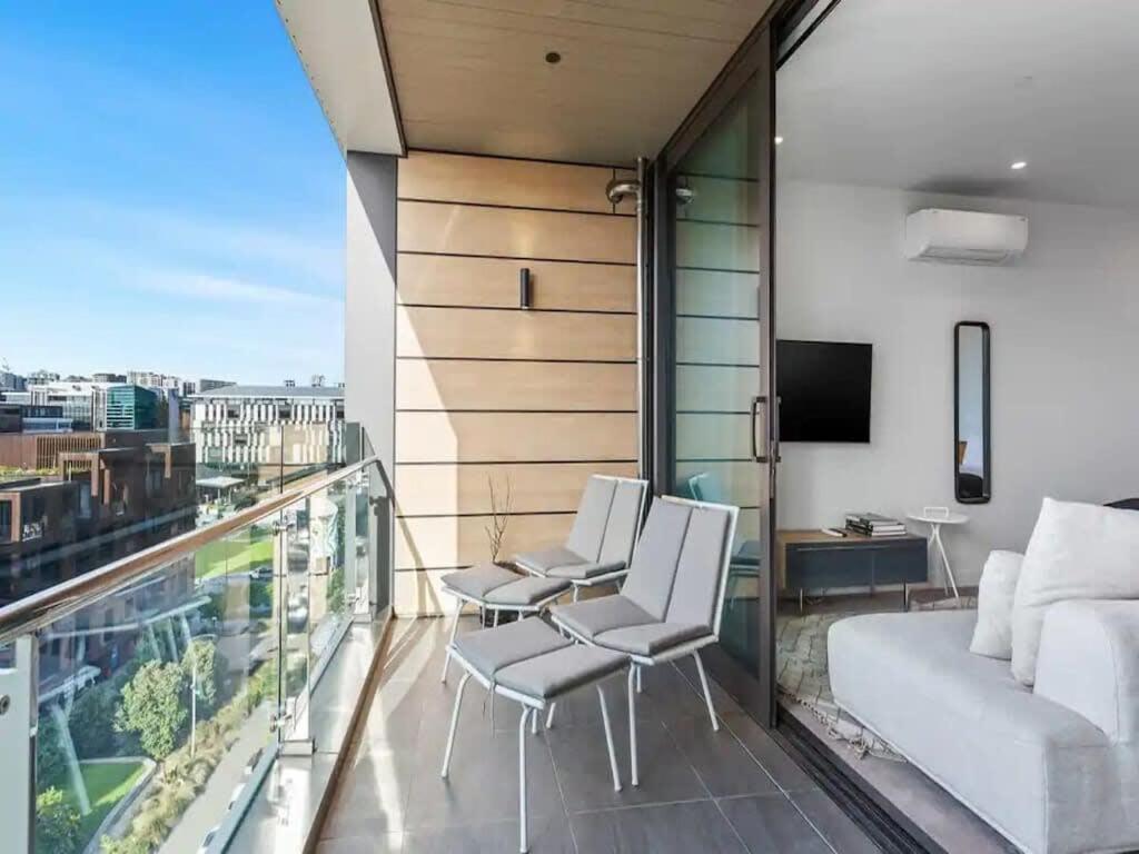 Modern One Bedroom Apartment In Wynyard Quarter Auckland Exterior photo